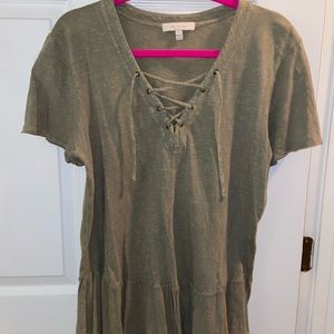 Eri + Ali, green casual tee, criss cross chest